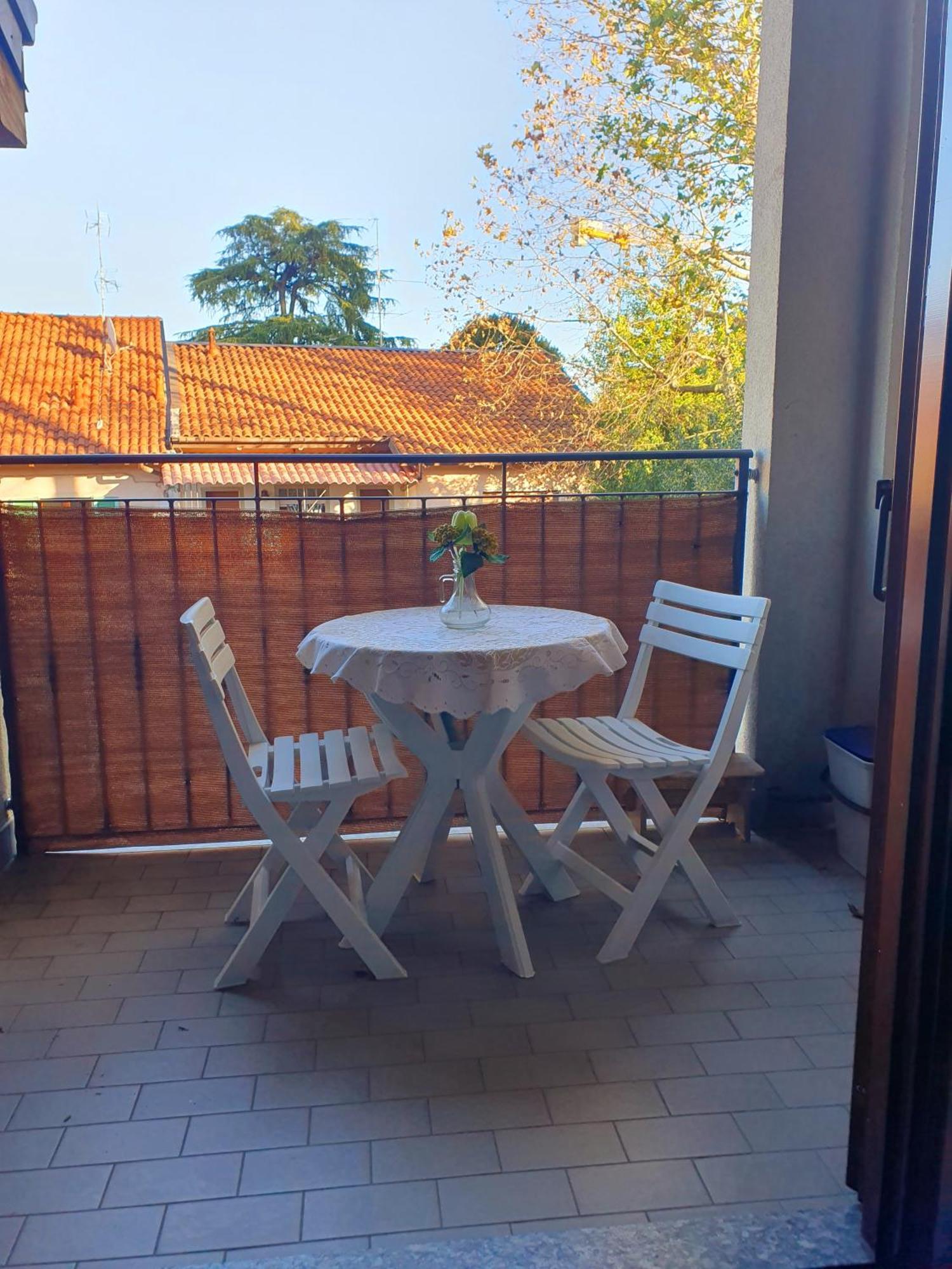Dimora Chiaretta Appartement Caronno Pertusella Buitenkant foto