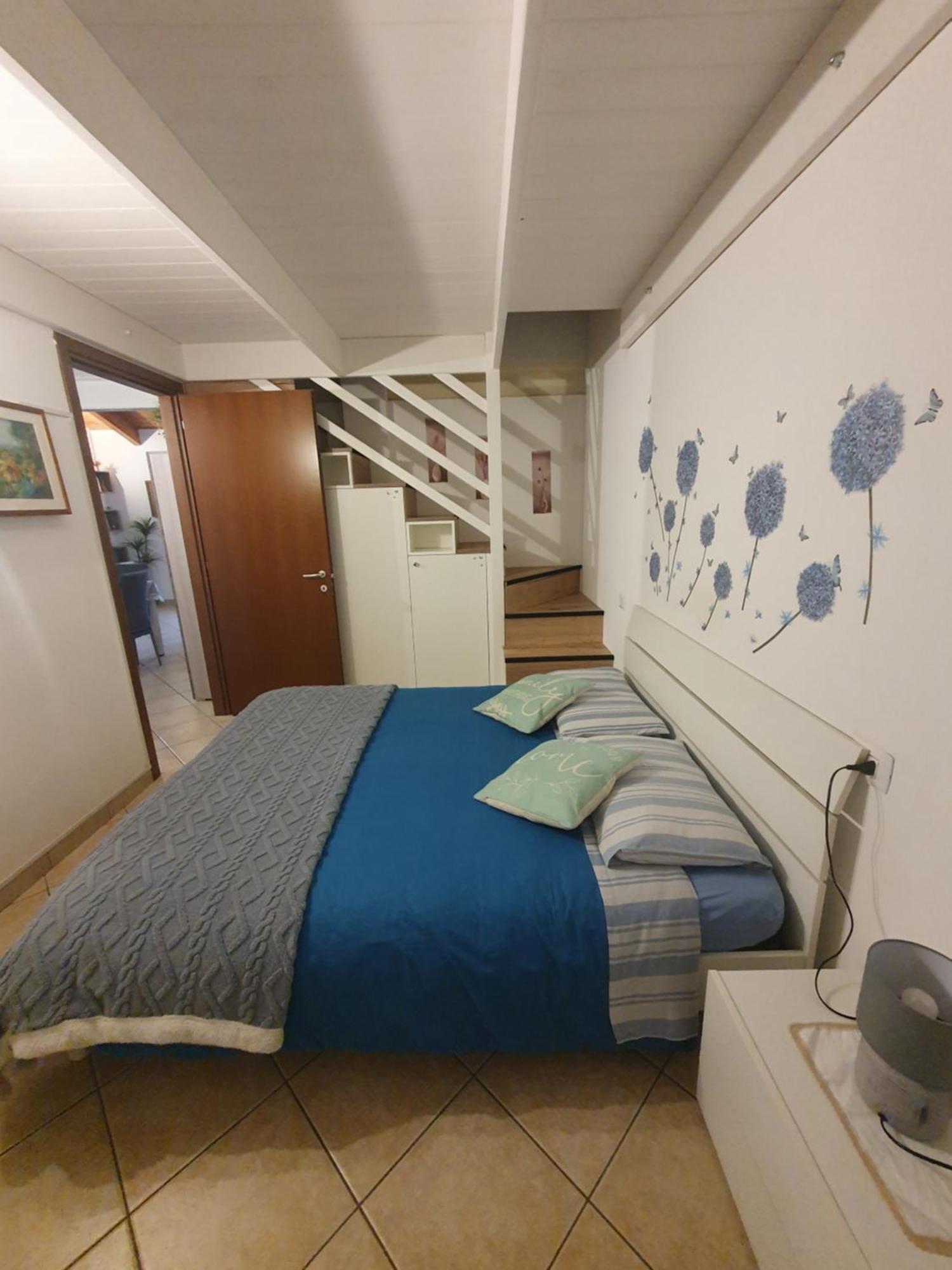 Dimora Chiaretta Appartement Caronno Pertusella Buitenkant foto