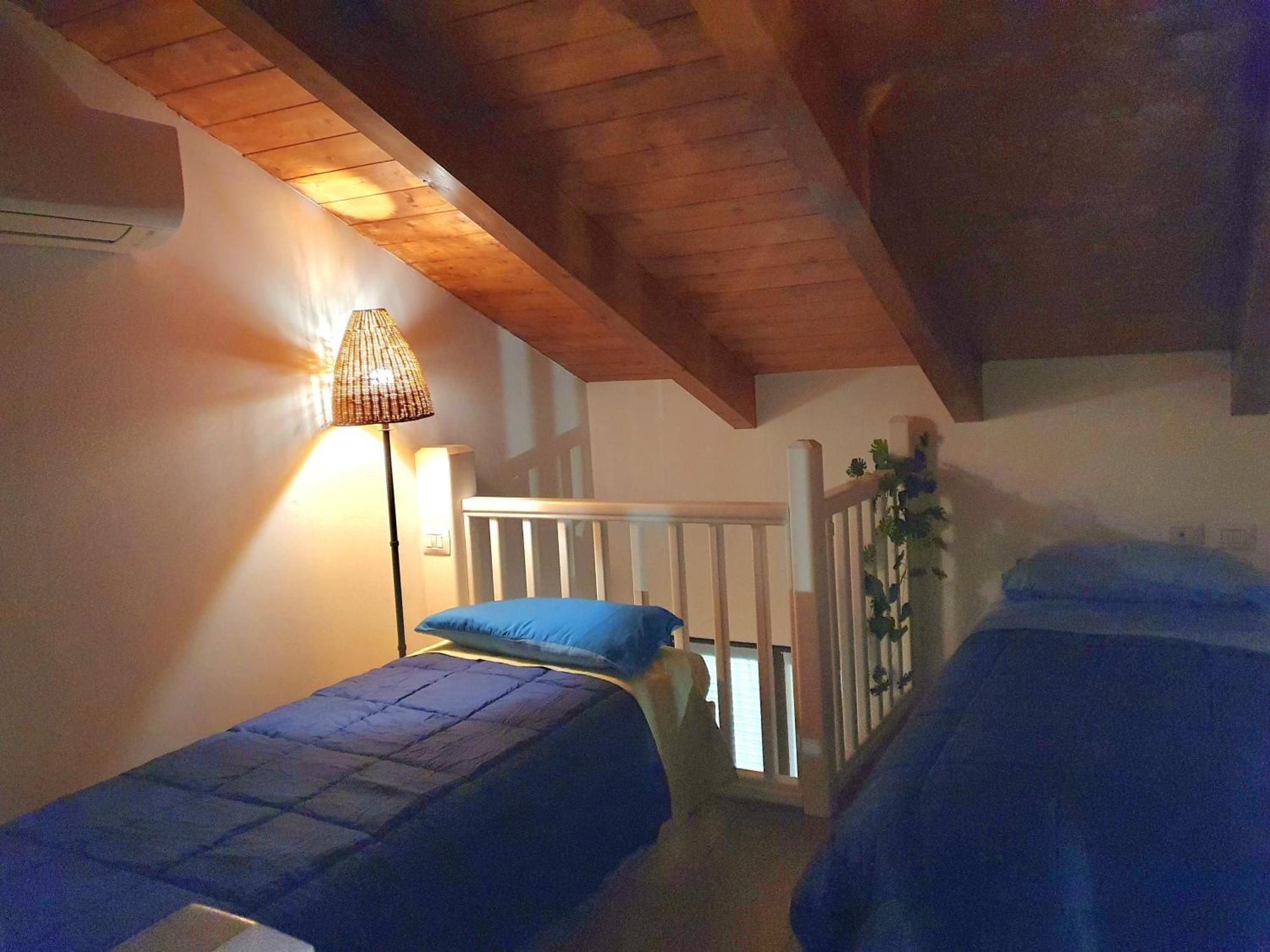 Dimora Chiaretta Appartement Caronno Pertusella Buitenkant foto